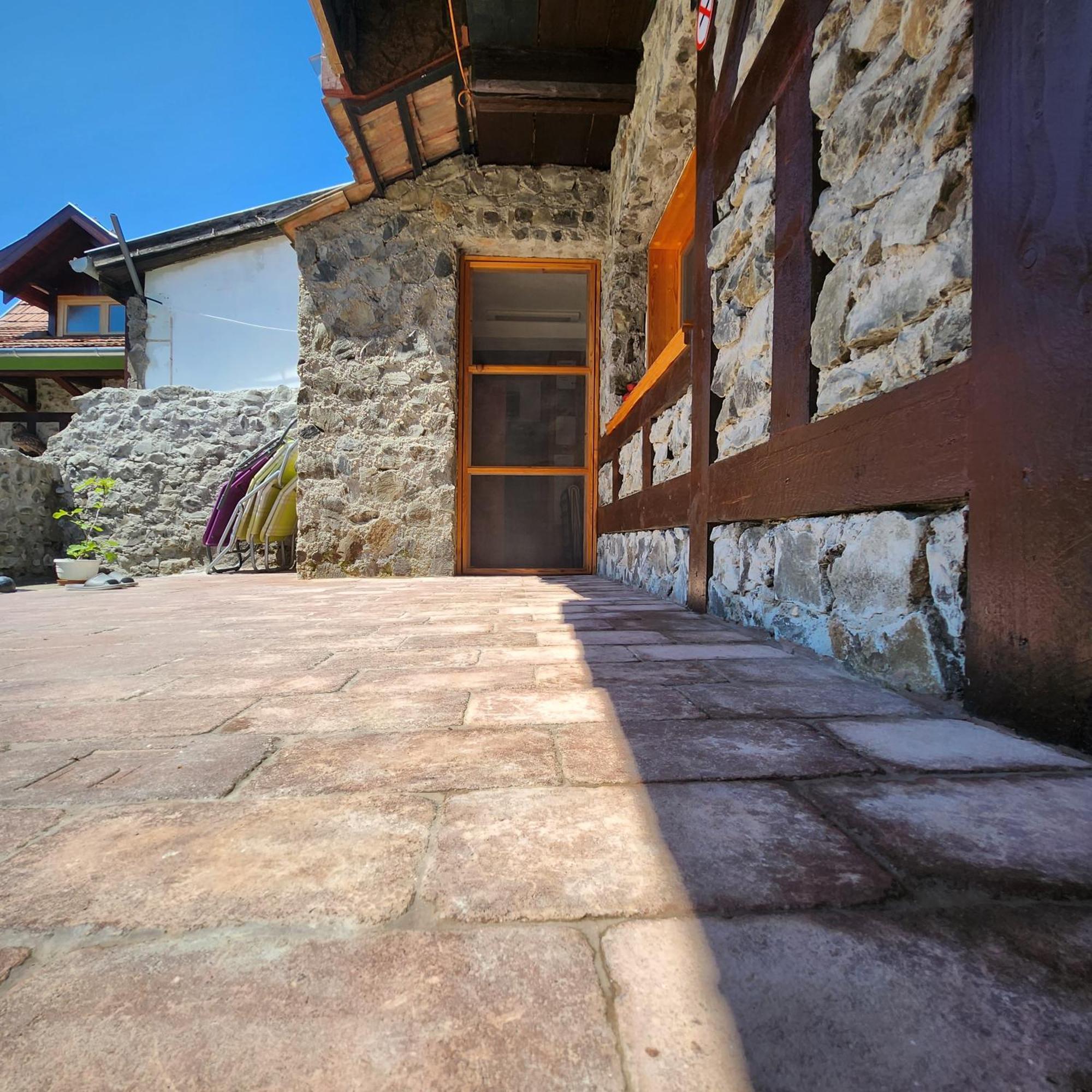 Facan-Lak Nograd Exterior photo